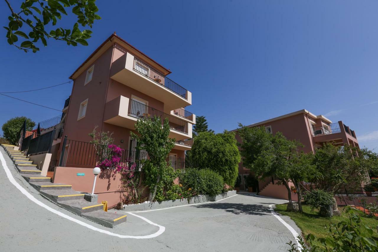 Pelagos Hotel